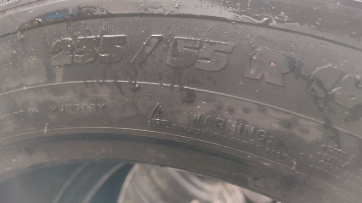 235.55.18 Michelin latitude Alpin 2012