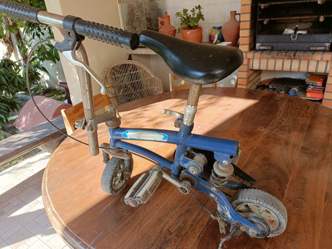 Mini bicicleta antiga
