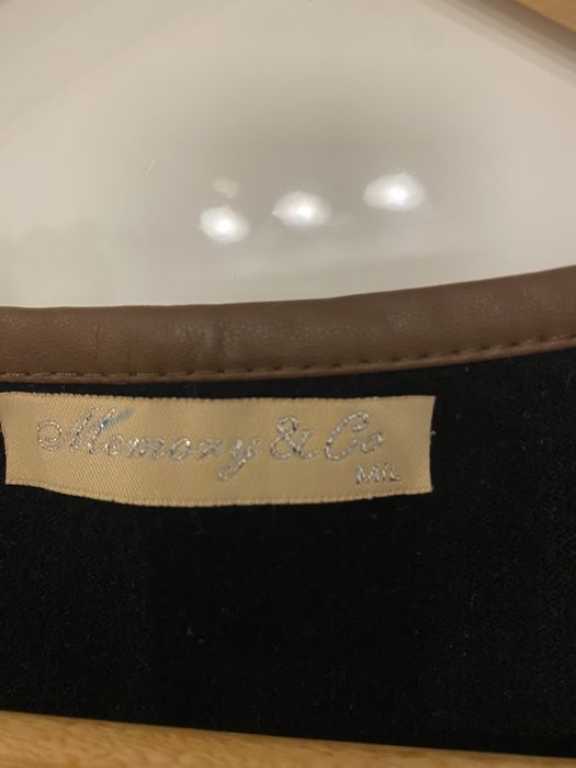 Czarny sweter XS S Memory&Co wiskoza