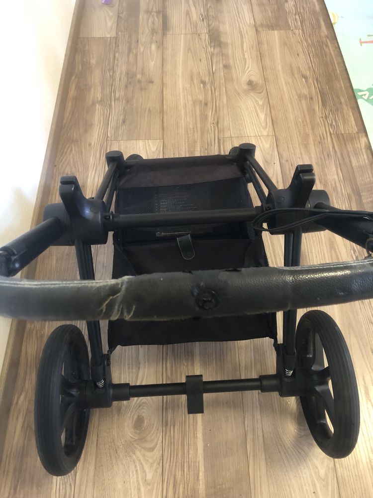 Cybex Priam Black / Cloud-Z прогулянка та автокрісло