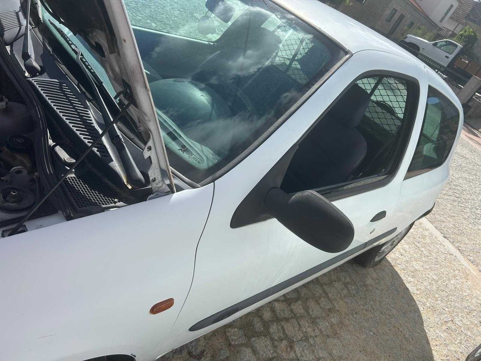 Renault Clio 1.9D Comercial 1999