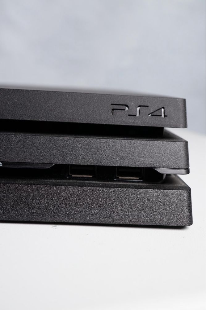 Ігрова консоль PS 4 prp 1 tb