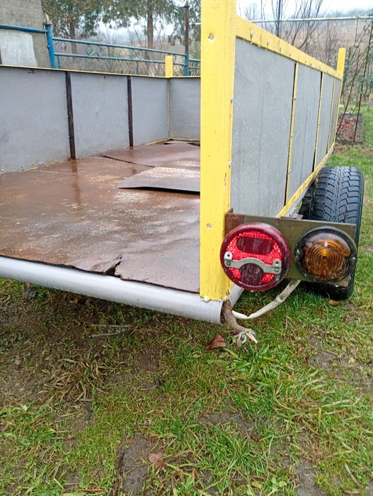 Прицеп автомобіля