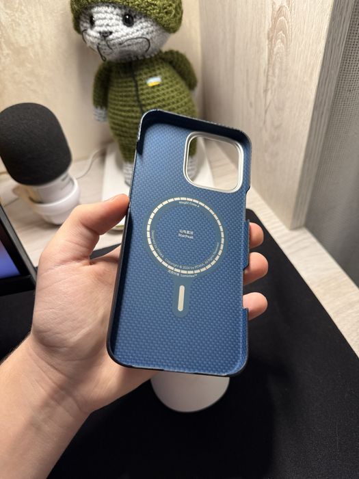 Pitaka на iPhone 16 Pro Max