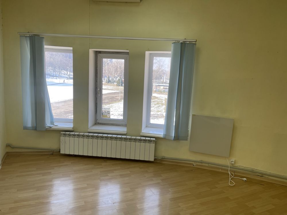 Продам Помещение 176м2. Ул А.Фабра 4 . Пр Яворницкого. Центр.
