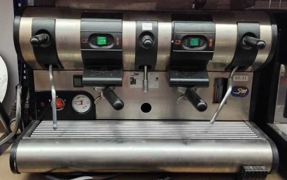 Máquinas de café 2 manípulos - USADA