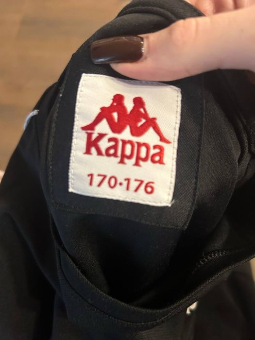 Футболка Kappa на лампасах