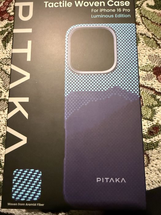 Чохол Pitaka для айфон 16 pro! Купляв у магазині новим!