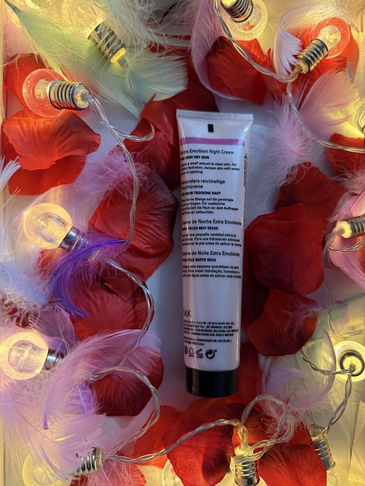 Mary Kay Extra Emmolient Night Cream