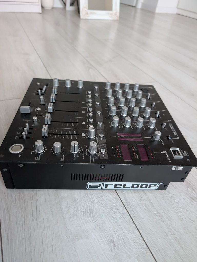 Mixer  Mikser DJ Reloop RMX 40 USB