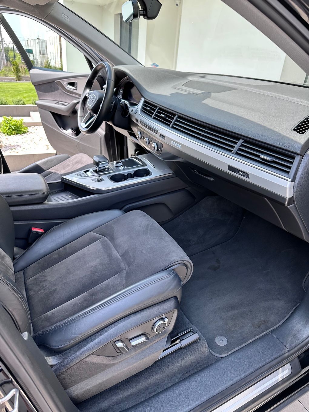 Audi Q7 Audi Q7 salon Polska