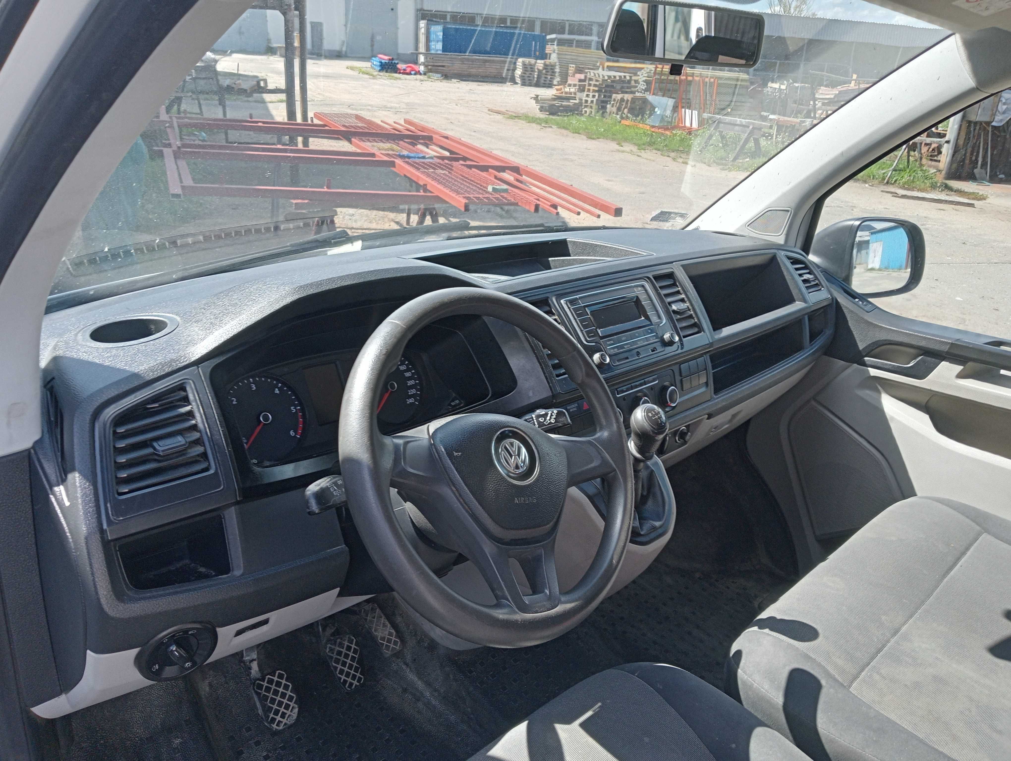 Sprzedam VW T6 2016r.