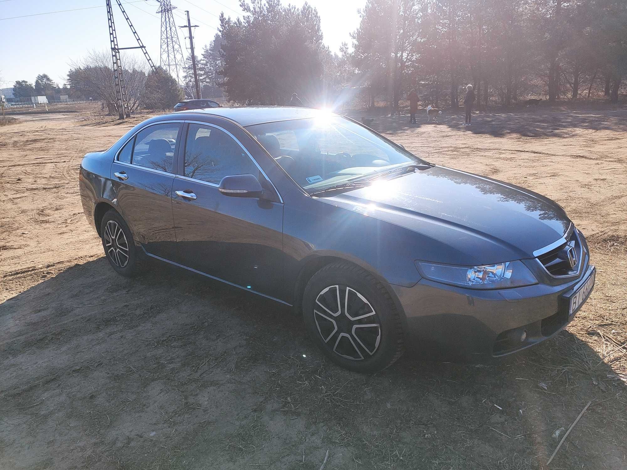 Honda Accord rok 2005