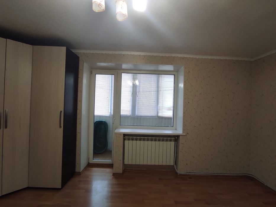 Продаж 2 кімнатної Ватутіна (Ф.Караманиця)