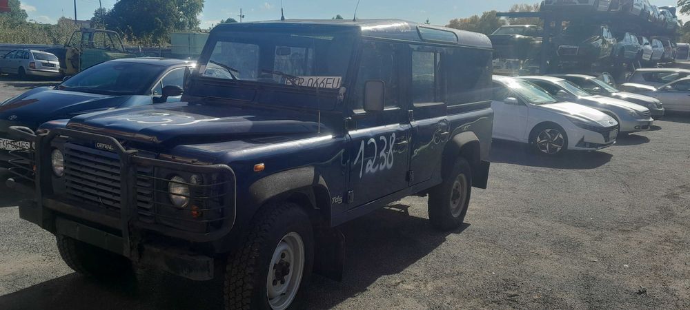 Land Rover Defender 110 TD5  2.5 TDi 1999 rok