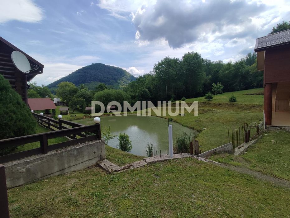 Продається відпочинковий комплекс в самому серці Карпат