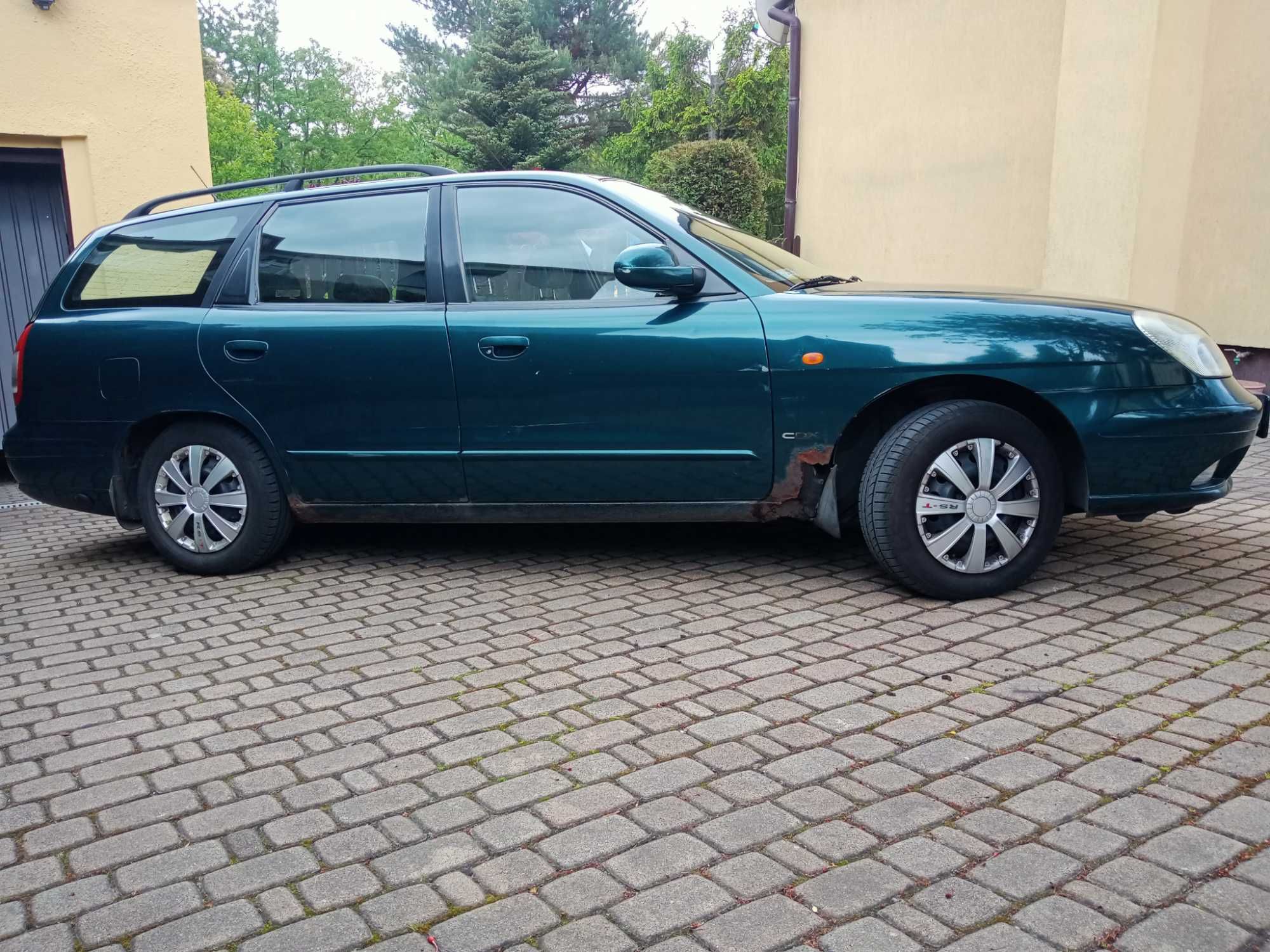 DAEWOO Nubira 2,0 kombi CDX  doinwestowana 1 wł.od 2001 r.