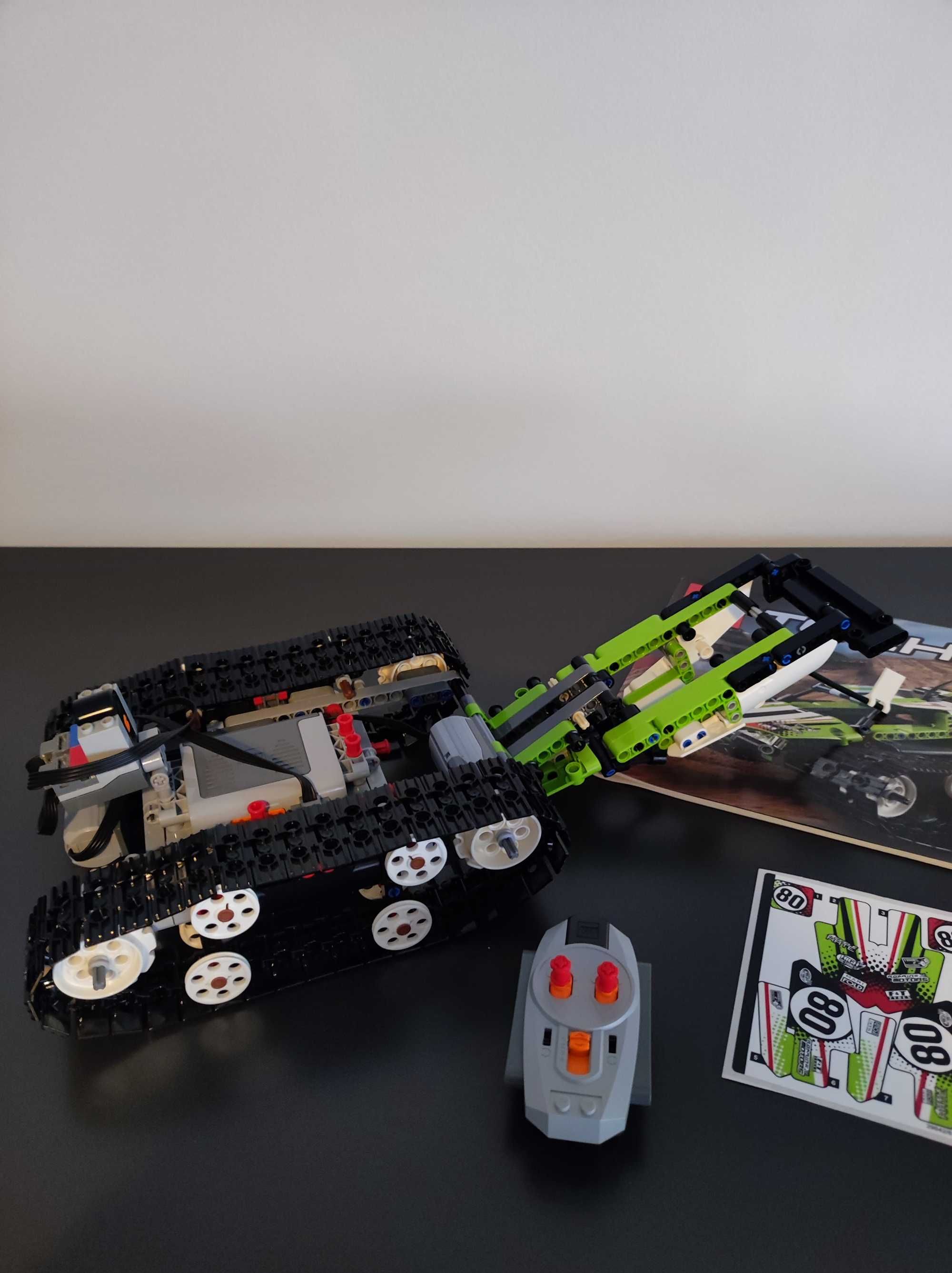 Lego 42065 - RC Tracked Racer