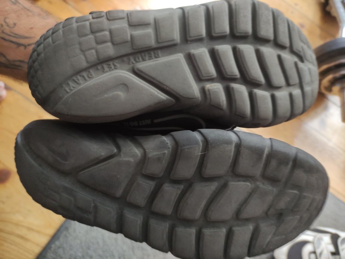 Nike buty sneakersy damskie wsuwane 39