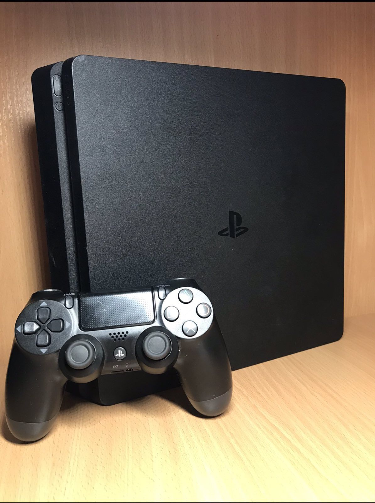 Playstation 4 slim 512 gb