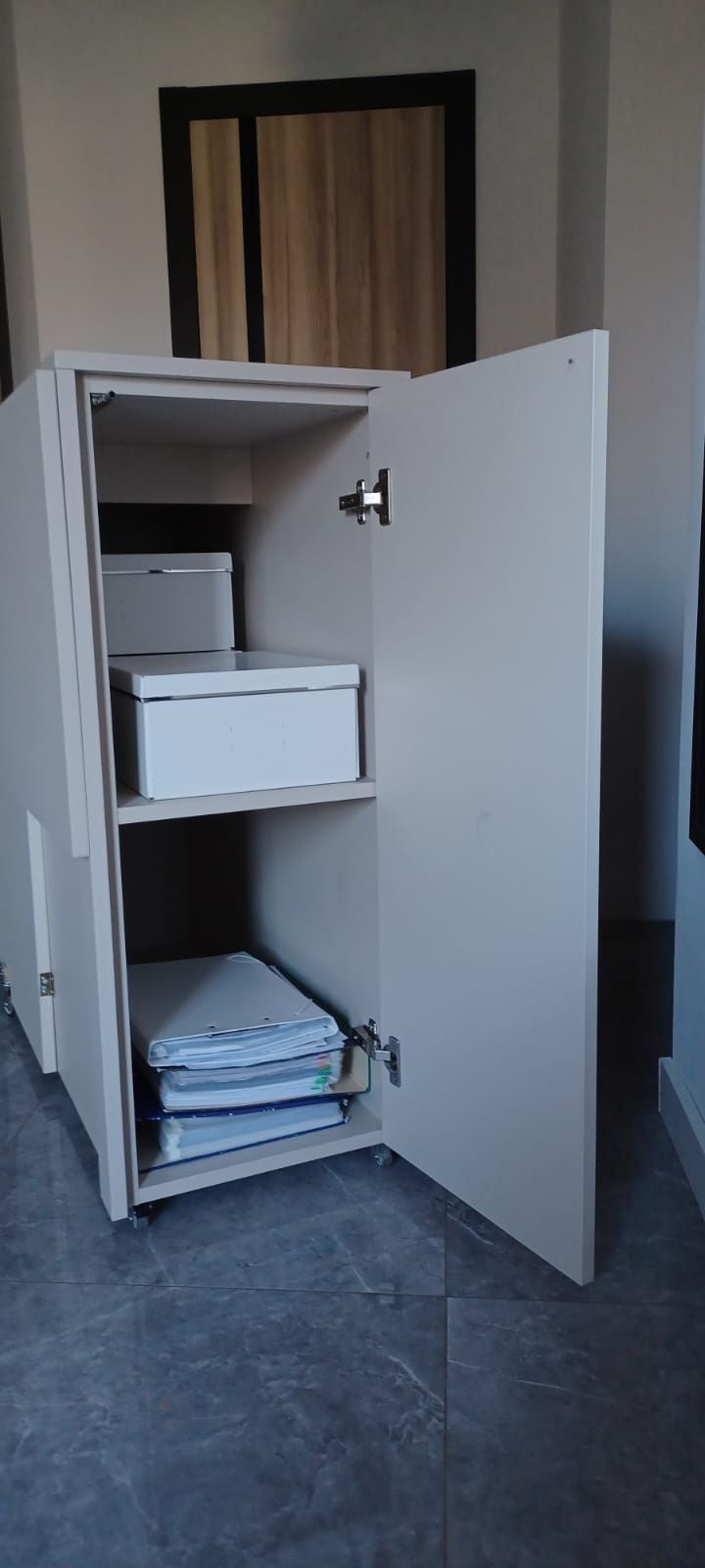 Szafka Mobilna z rozkładanym blatem Tiny house