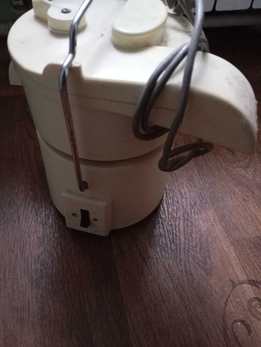 Продам новую соковыжималку Родничок