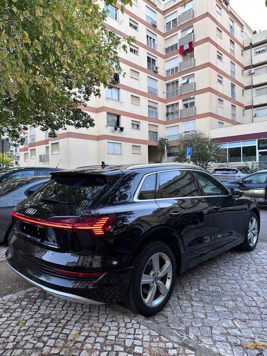 Audi E-Tron 50 quattro
