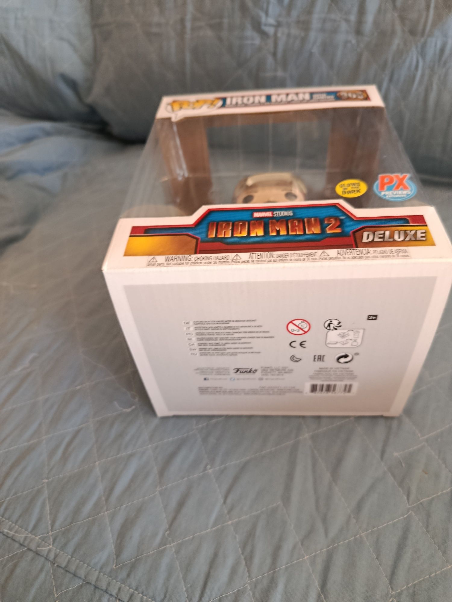 Funko Pop! Marvel: Iron Man with gantry - Glow in the Dark - PX Exclus