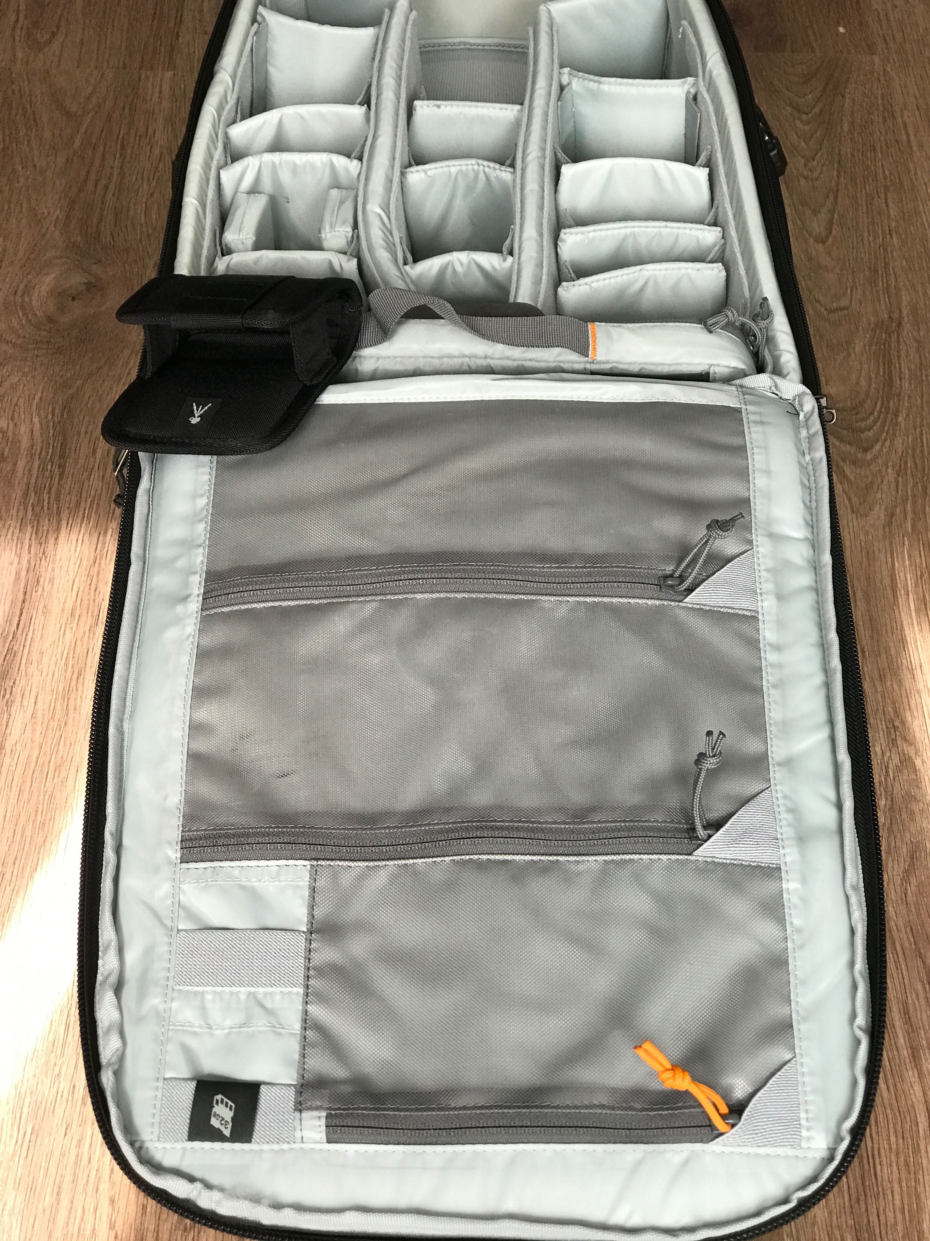 Рюкзак Lowepro Pro Runner RL x450 AW II (LP36876-PWW)