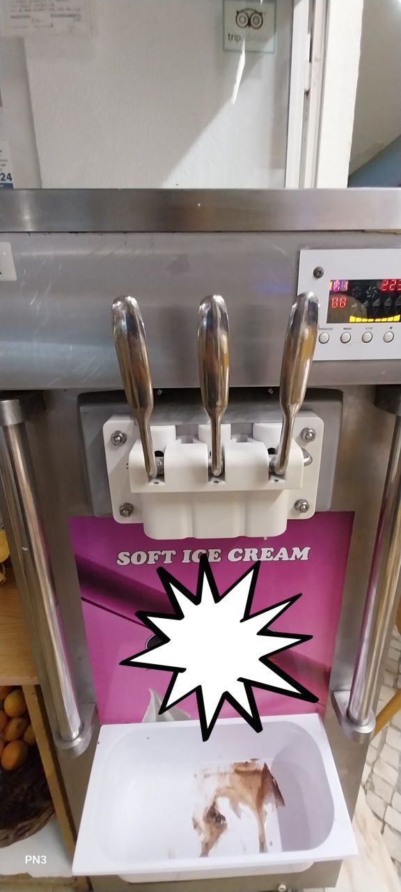 Máquina de Gelados Soft Ice Cream