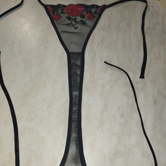 Женский красивый комплект, размер М