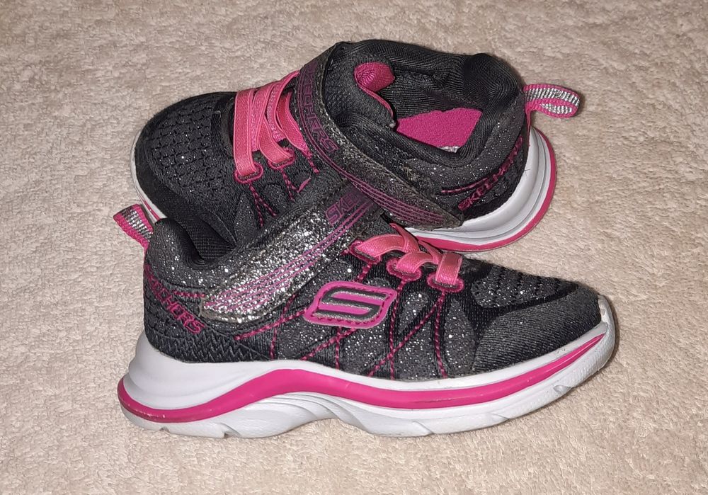 Фирменные кроссовки Skechers Оригинал