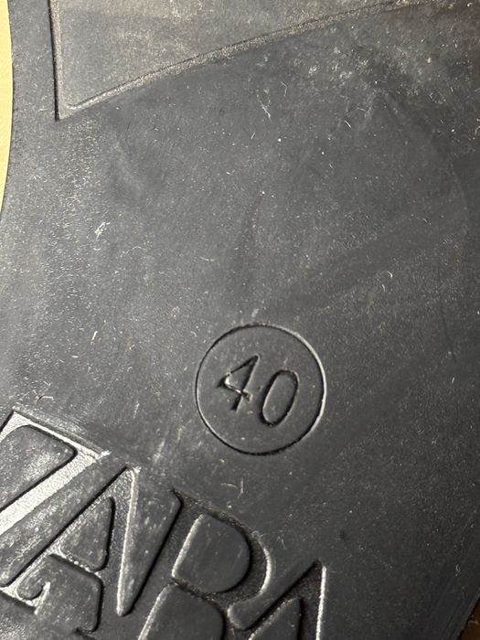 Черевики Zara ( бежові )