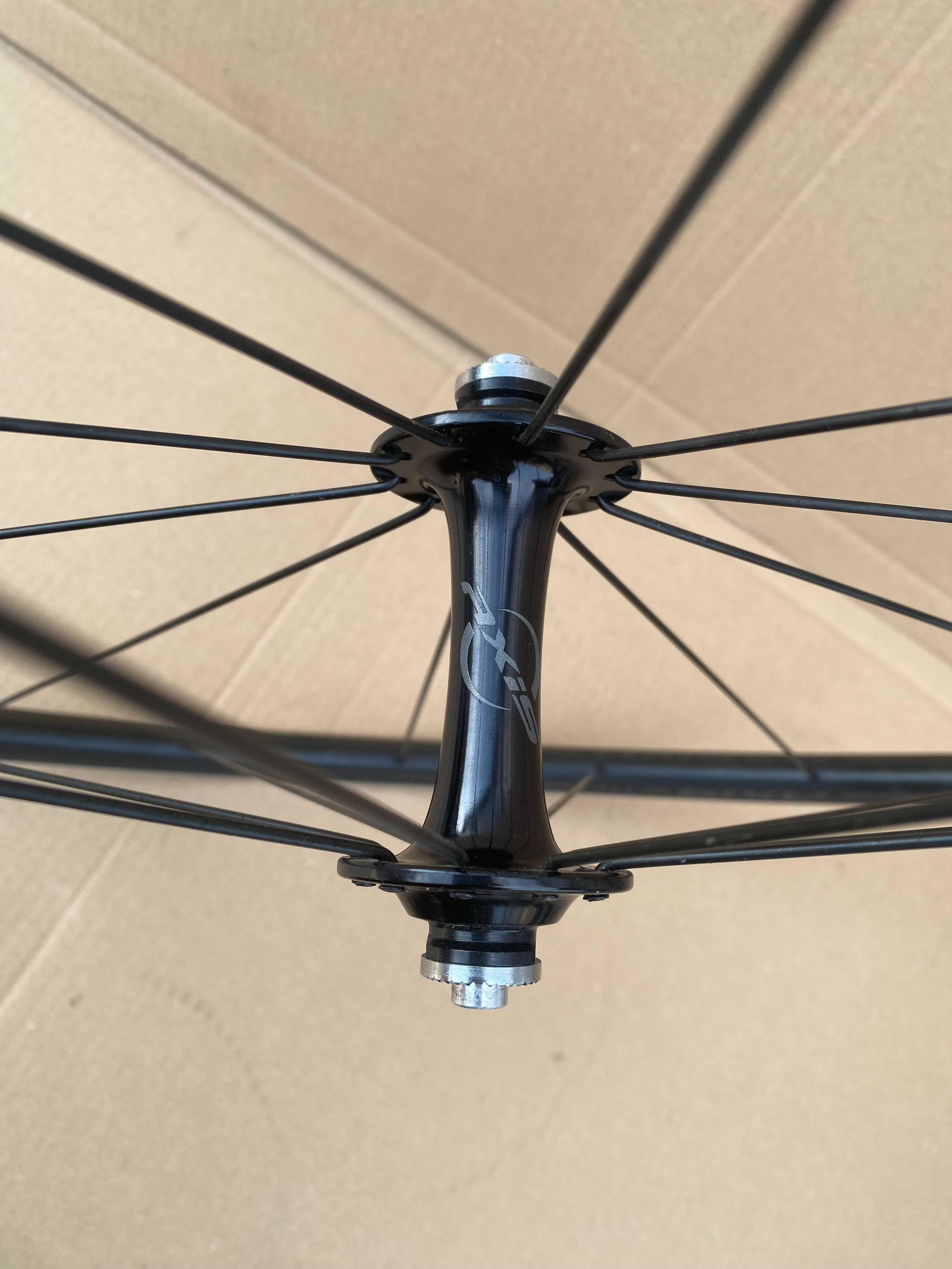 Koło przednie 28" DT SWISS AXIS ELITE SPECIALIZED 20H Szosowe Nowe735g