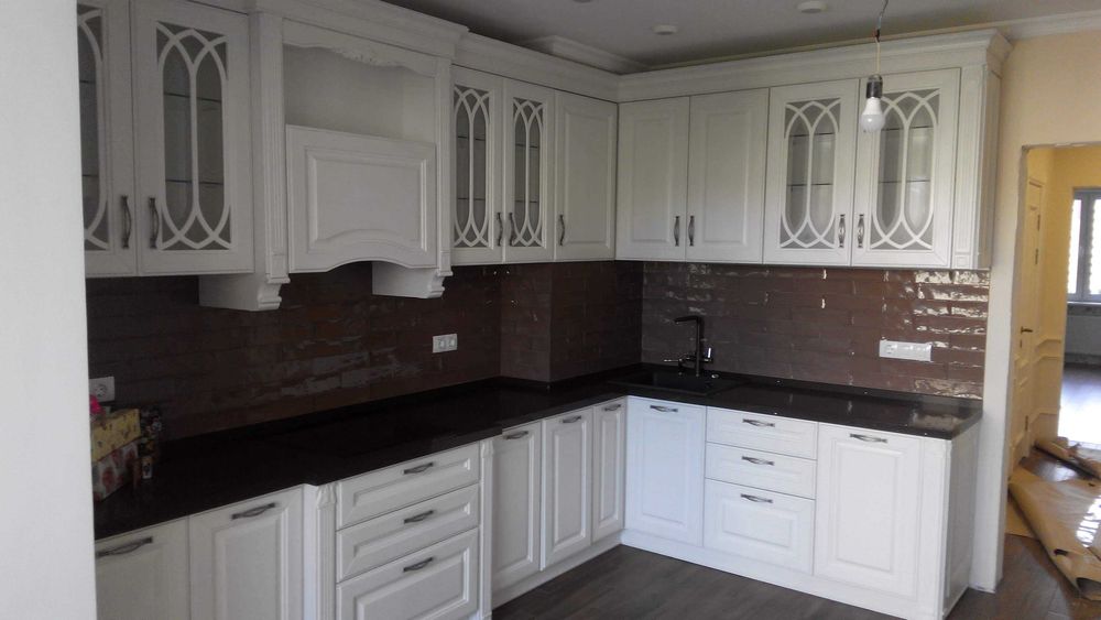 Кухня на замовлення (корпусні меблі на замовлення)