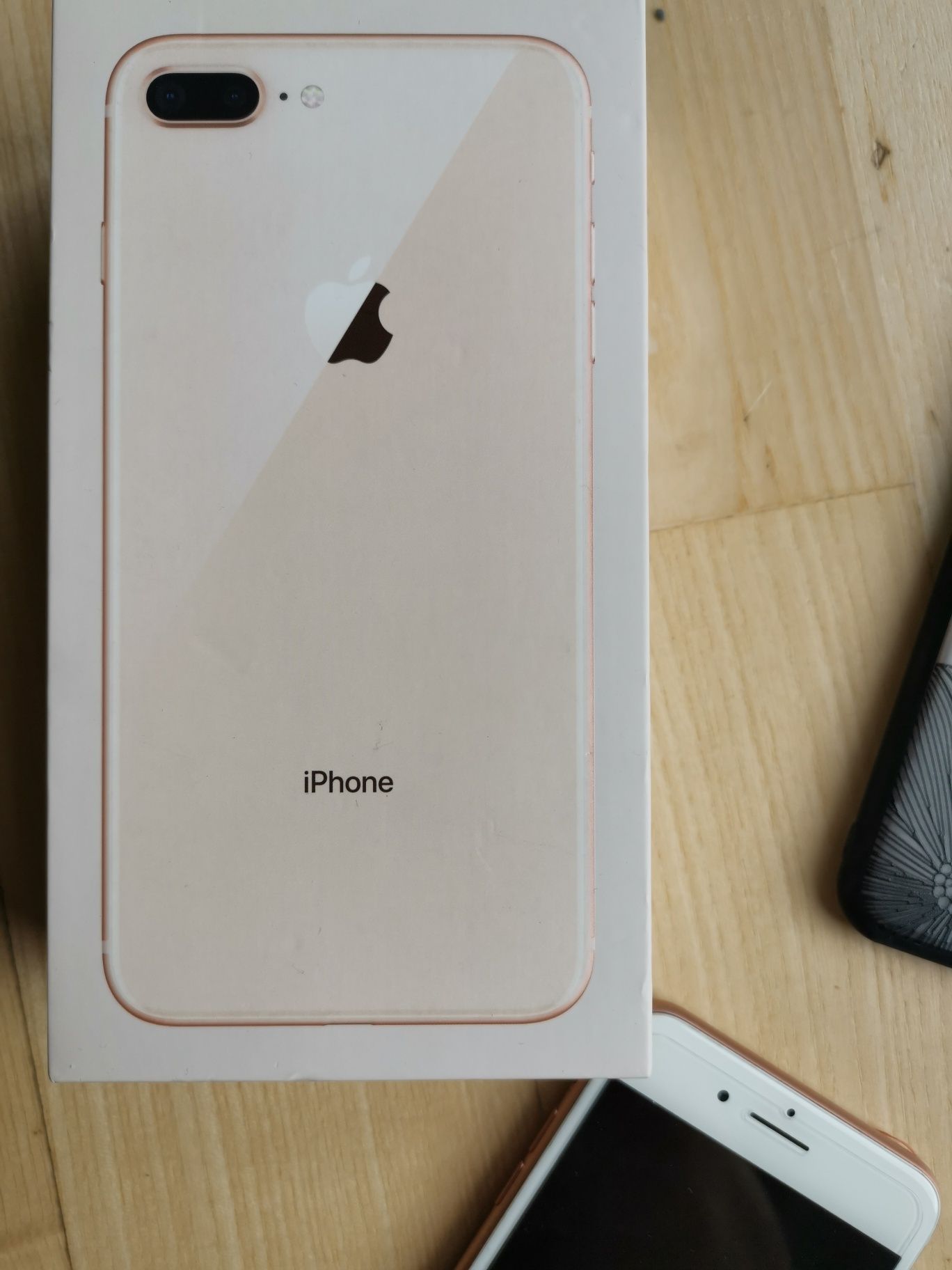 iPhone Rose Gold 8 plus 128 GB