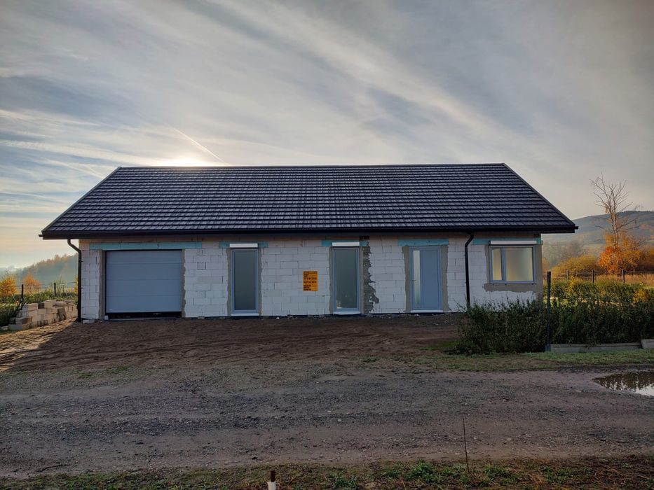 Parterowy dom w stanie surowym zamkniętym - Kamienica, woj. opolskie