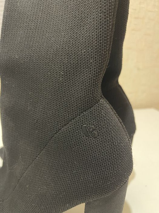 Продам сапожки 37-38