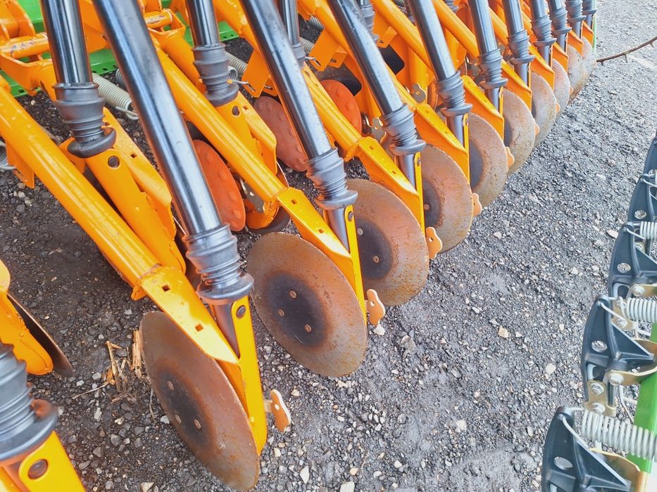 Agregat uprawowo-siewny 3m talerzowy Amazone KE 303 Amazone AD 303