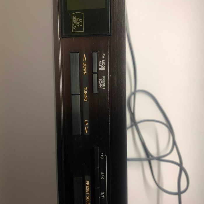 Ретро FM/AM стереотюнер JVC FX-33LBK