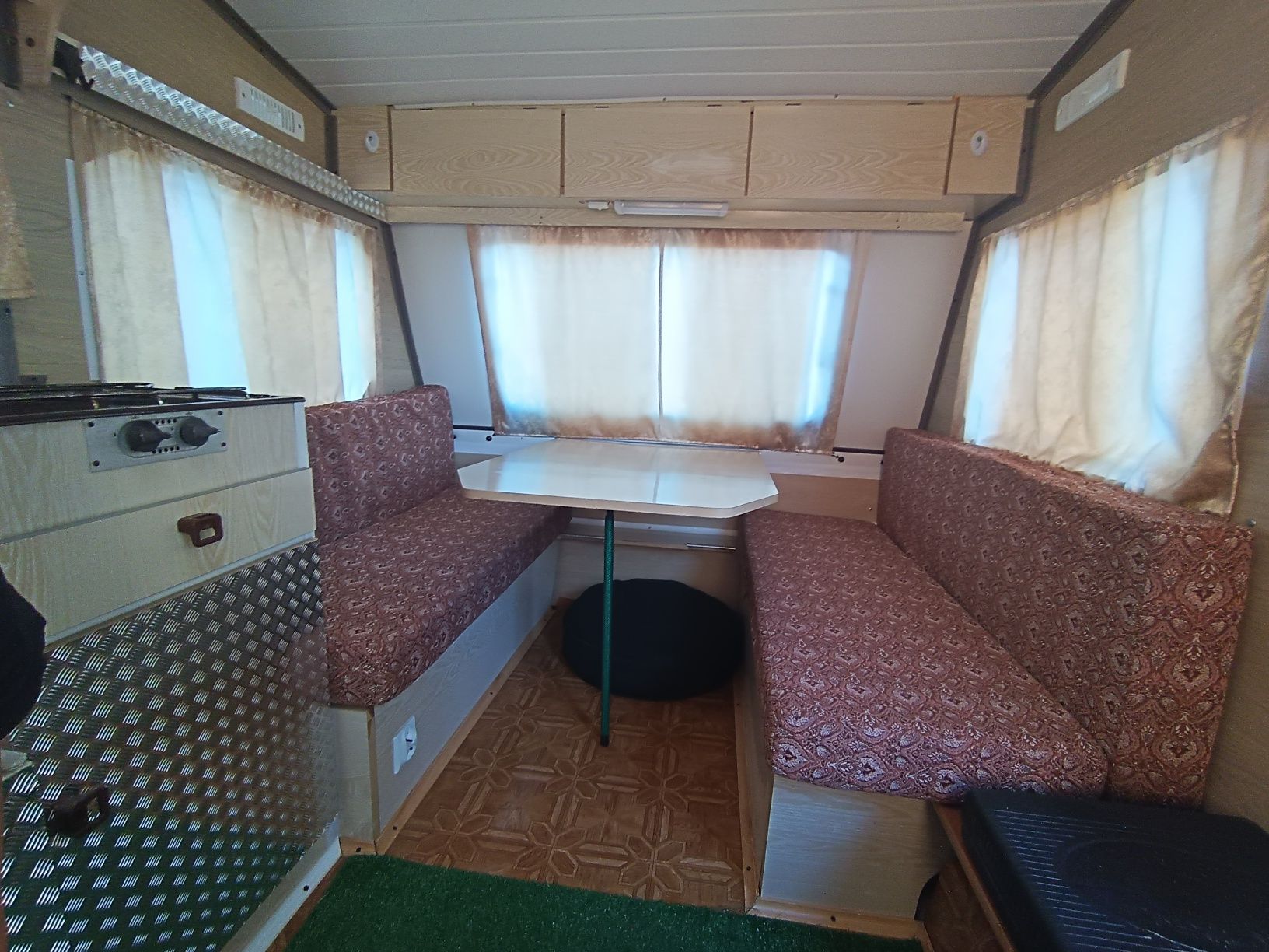 Przyczepa kempingowa niewiadów N126N