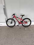 Vendo bicicleta rockrider st900 roda 24