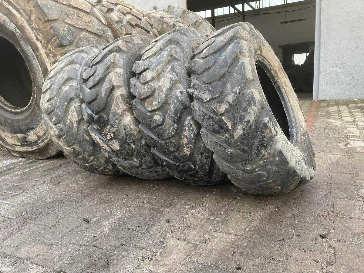 Opony Używane 12.5/80-18 Goodyear Super Grip Lug 12.5-18