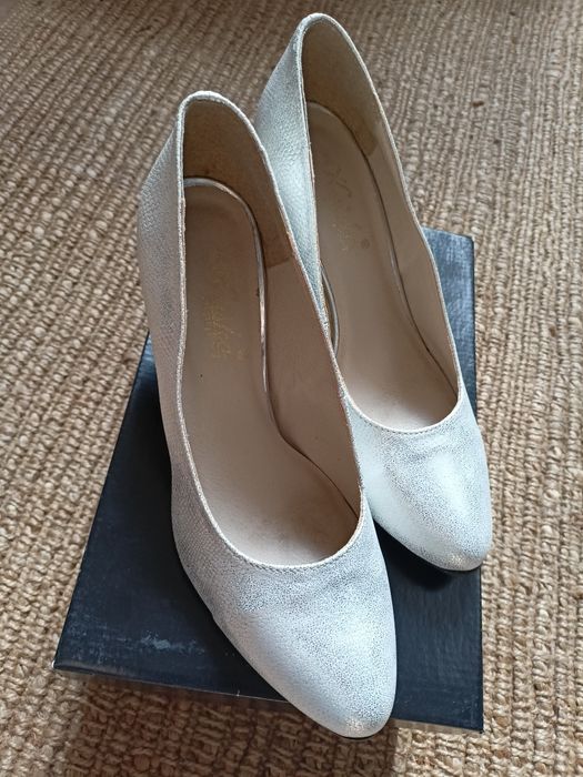 Nowe eleganckie czułenka