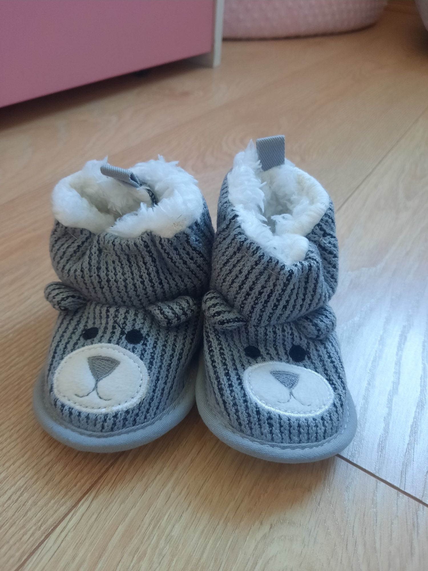 Nowe bez metki Buty kapcie misie ocieplane 12 cm 0-6 mies. Rozm. 16/17