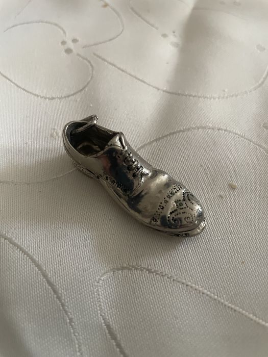 But miniatura posrebrzany