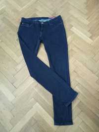 Jeansy Cross Jeans