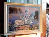 Картина бісером «Лебеді на озері»