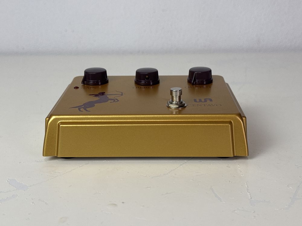 Pedal Warm Audio Centavo Overdrive avariado