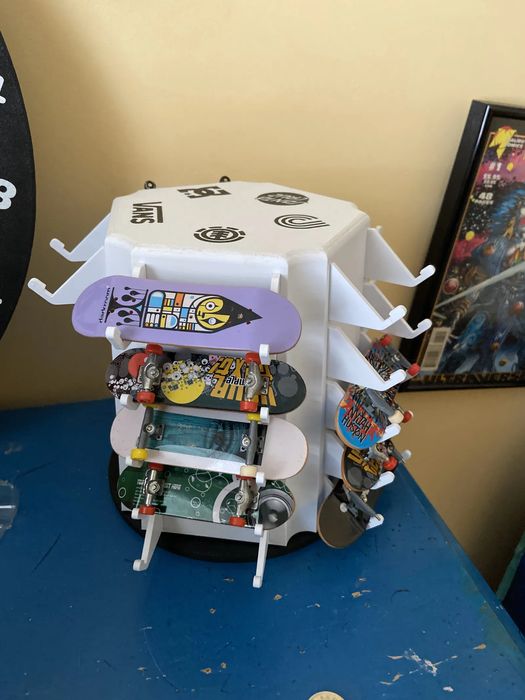 Suporte para Fingerboards com Rolamentos